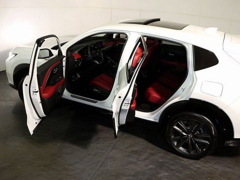 Used 2025 Acura ADX A-Spec image 5