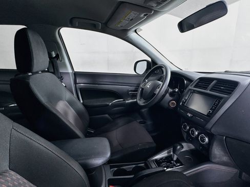 Used 2019 Mitsubishi Outlander Sport ES FWD image 45