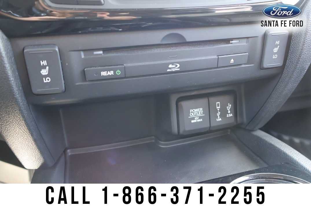 Used 2017 Honda Pilot Touring image 41