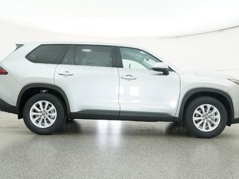 New 2026 Toyota Grand Highlander XLE image 60