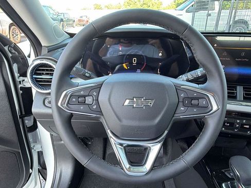 New 2026 Chevrolet Trax LT w/ Driver Confidence Package FWD image 20