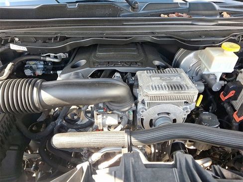 Used 2019 RAM 1500 Limited image 28