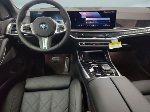 Used 2026 BMW X5 xDrive40i w/ M Sport Package image 26