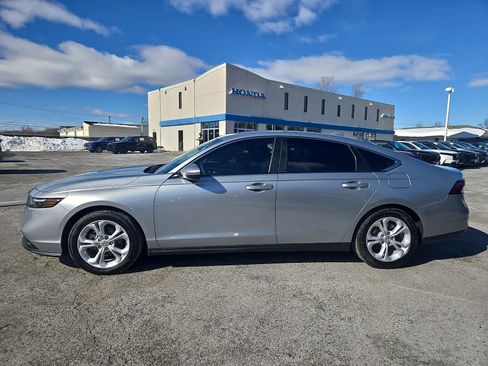 Used 2025 Honda Accord LX image 8