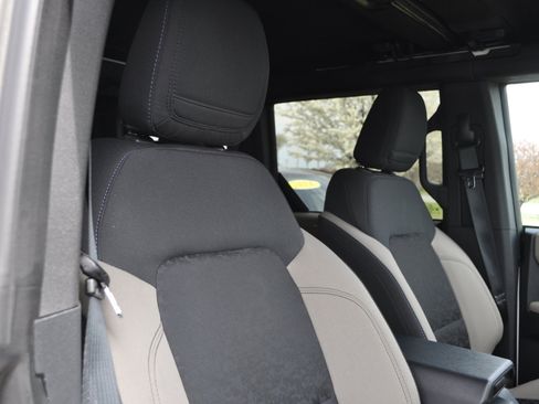 Used 2022 Ford Bronco Wildtrak image 24