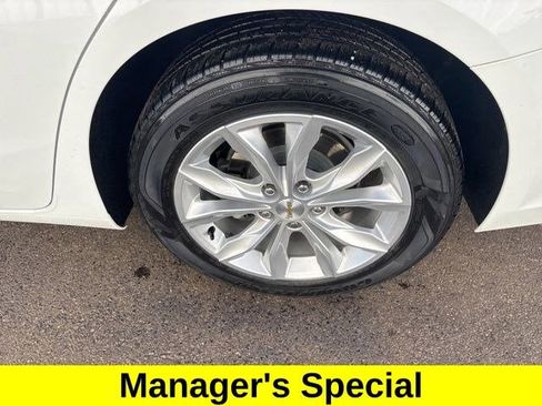 Used 2024 Chevrolet Malibu LT image 45