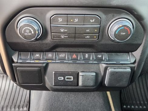Used 2026 Chevrolet Silverado 1500 Custom RWD image 18