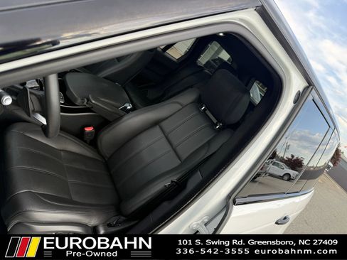Used 2017 Land Rover Range Rover HSE AWD/4WD image 8
