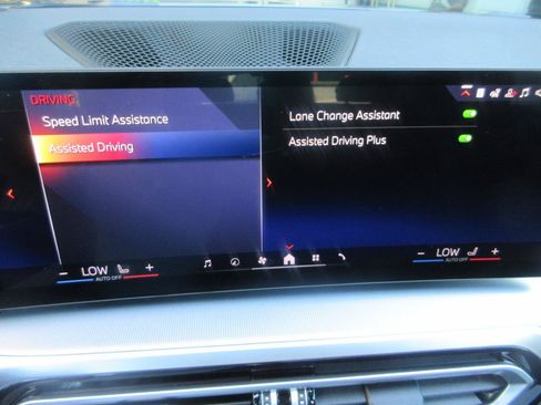 Used 2024 BMW i4 eDrive35 w/ Premium Package RWD image 64