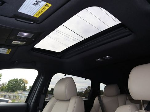 Used 2022 MAZDA CX-9 Grand Touring image 18