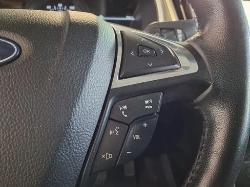 Used 2020 Ford Edge SEL FWD image 25
