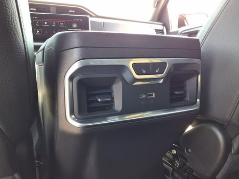 Used 2025 GMC Sierra 1500 Denali w/ Denali Reserve Package AWD/4WD image 37