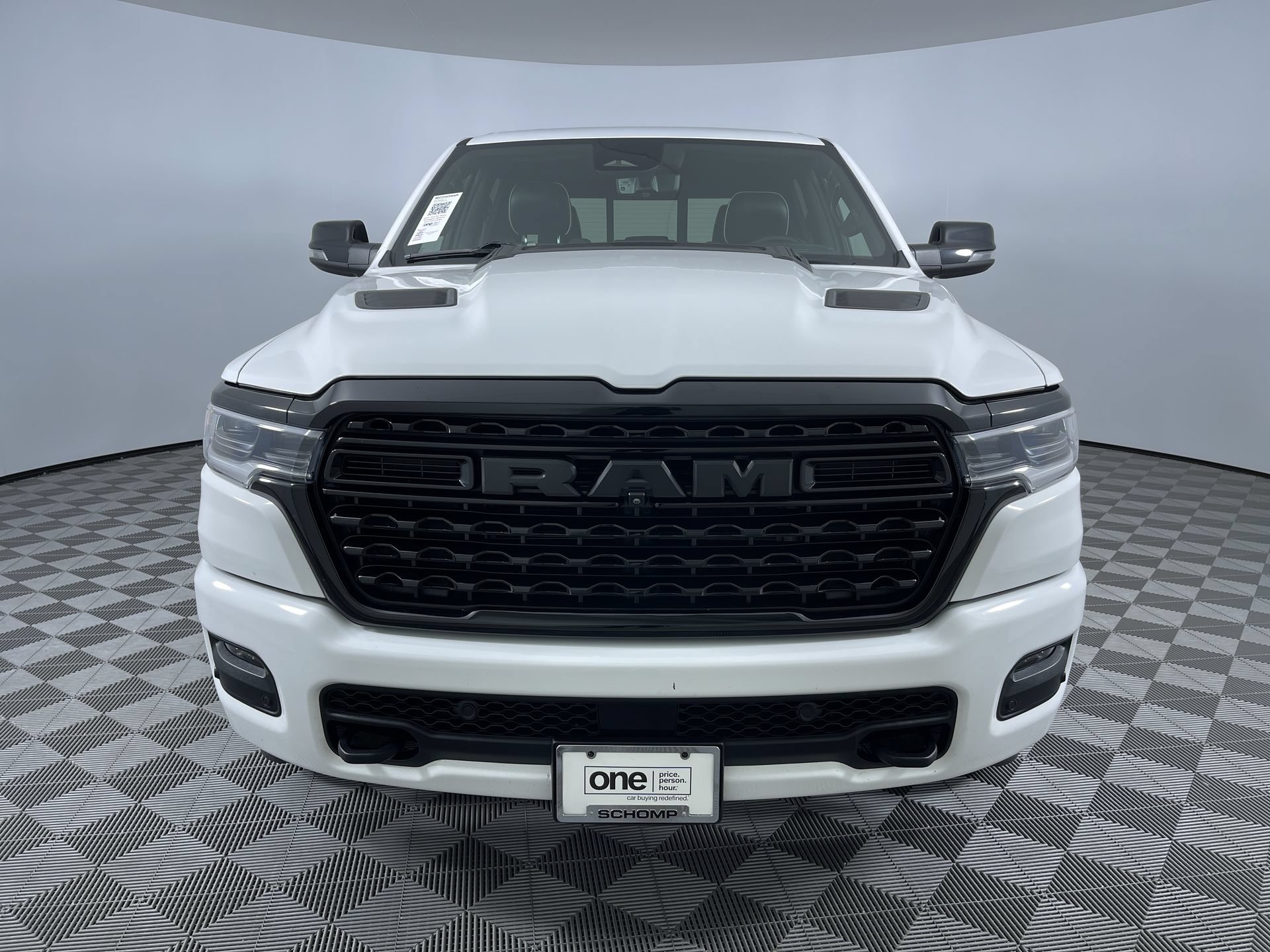 Used 2025 RAM 1500 Limited AWD/4WD image 33