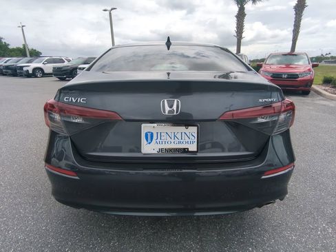 Used 2025 Honda Civic Sport image 5