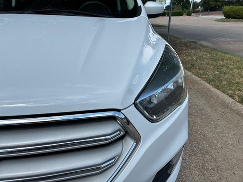 Used 2018 Ford Escape SE AWD/4WD image 5