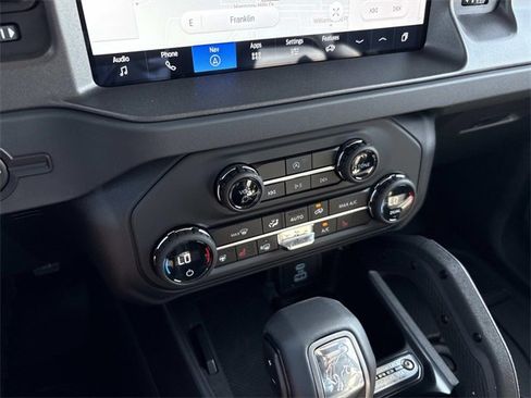 New 2025 Ford Bronco Badlands image 28