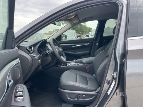 Certified 2025 INFINITI QX50 Pure image 25