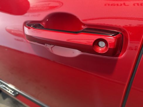 Used 2025 Toyota Sequoia Platinum image 15