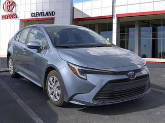 Used 2025 Toyota Corolla LE video 2