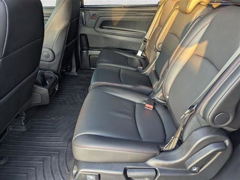 Certified 2025 Honda Odyssey Sport-L image 16