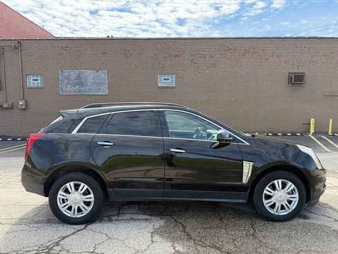 Used 2015 Cadillac SRX FWD image 2