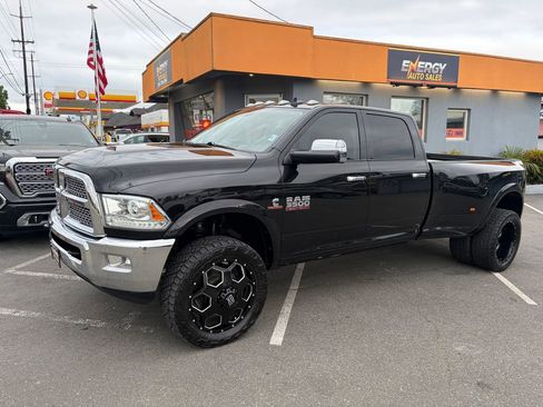 Used 2015 RAM 3500 Laramie AWD/4WD image 2