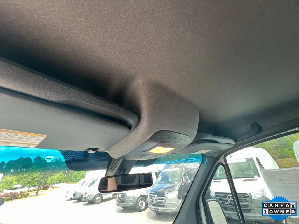Used 2023 Mercedes-Benz Sprinter 2500 image 25