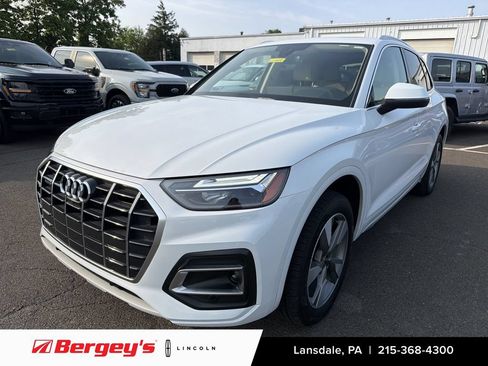 Used 2023 Audi Q5 Premium Plus w/ Premium Plus Package AWD/4WD image 1