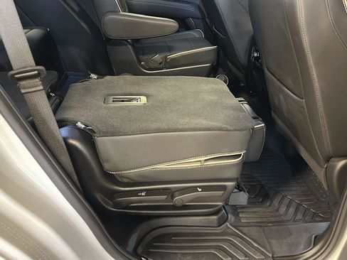 Used 2026 GMC Yukon Elevation AWD/4WD image 23