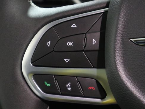 New 2026 Chrysler Pacifica Select image 29