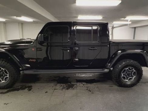 Used 2023 Jeep Gladiator Mojave w/ Trailer Tow Package AWD/4WD image 5