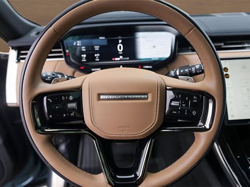 Used 2025 Land Rover Range Rover Sport Dynamic SE image 11