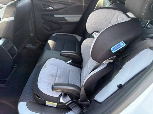 Used 2025 Buick Envista Preferred FWD image 8