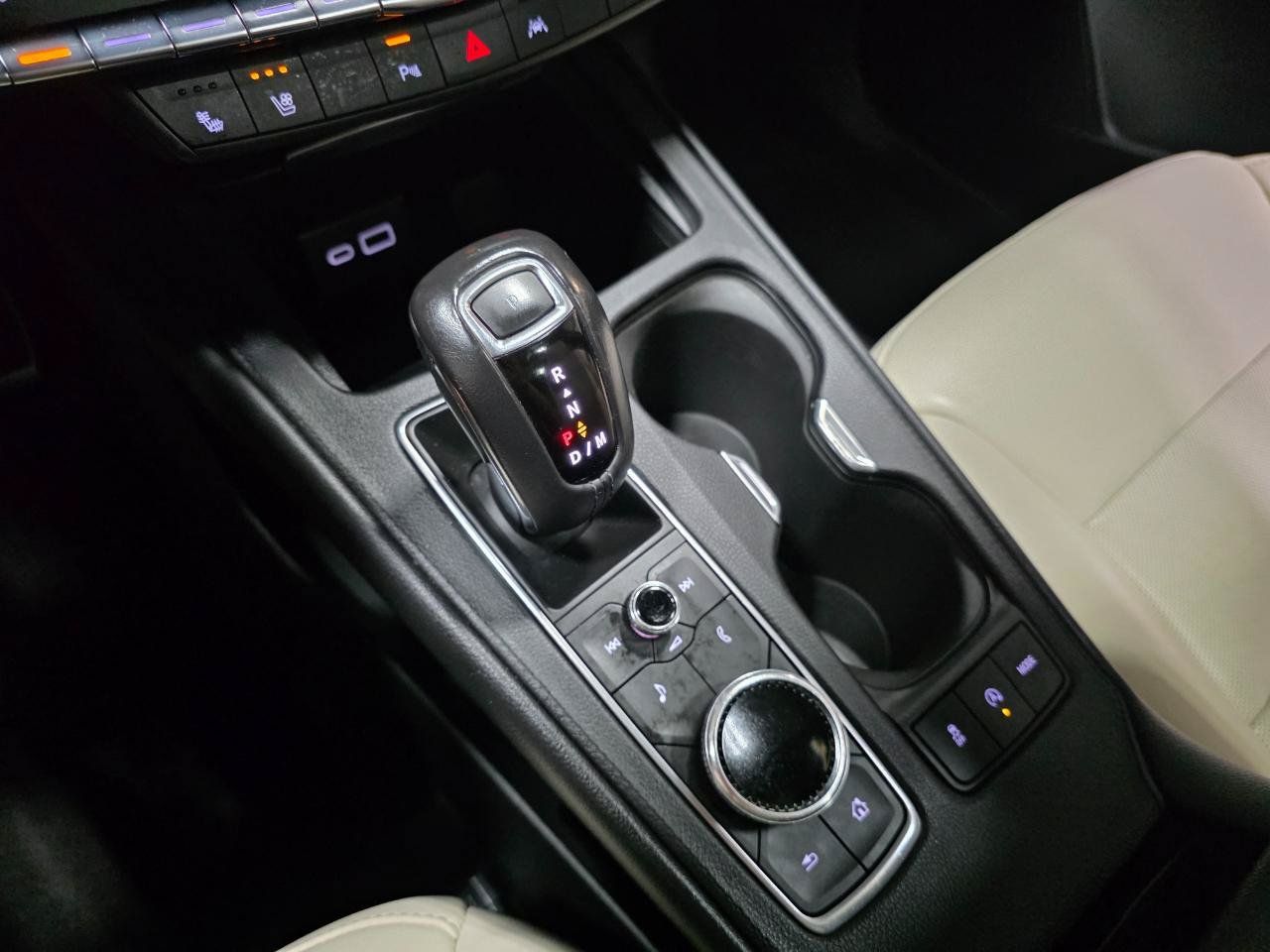 Used 2019 Cadillac XT4 Sport FWD image 35