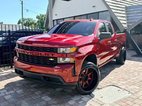 Used 2019 Chevrolet Silverado 1500 Custom w/ Custom Value Package RWD image 2