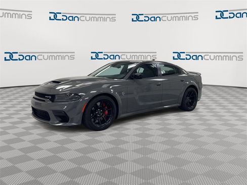 Used 2023 Dodge Charger SRT Hellcat w/ Harman/Kardon Audio Group image 4