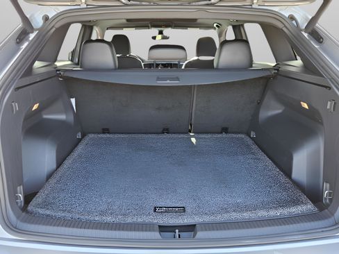 Used 2022 Volkswagen Atlas Cross Sport SEL R-Line w/ Cross Sport MDO Package image 31