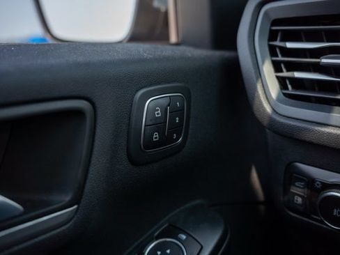 Used 2023 Ford Escape Platinum AWD/4WD image 14