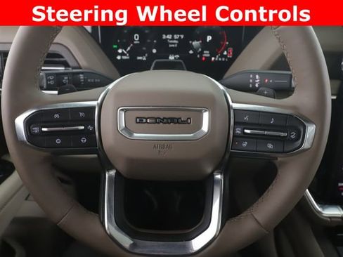 Used 2026 GMC Yukon Denali w/ Denali Reserve Package AWD/4WD image 24