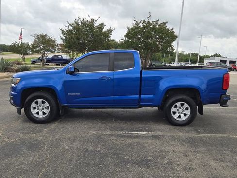 Used 2018 Chevrolet Colorado W/T w/ WT Convenience Package RWD image 4
