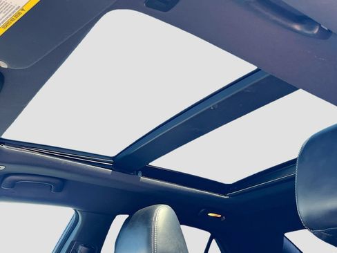 Used 2022 Chrysler 300 S RWD image 23