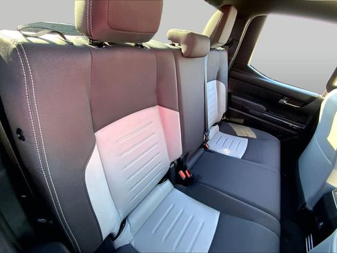 Used 2025 Toyota Tacoma TRD Sport RWD image 19