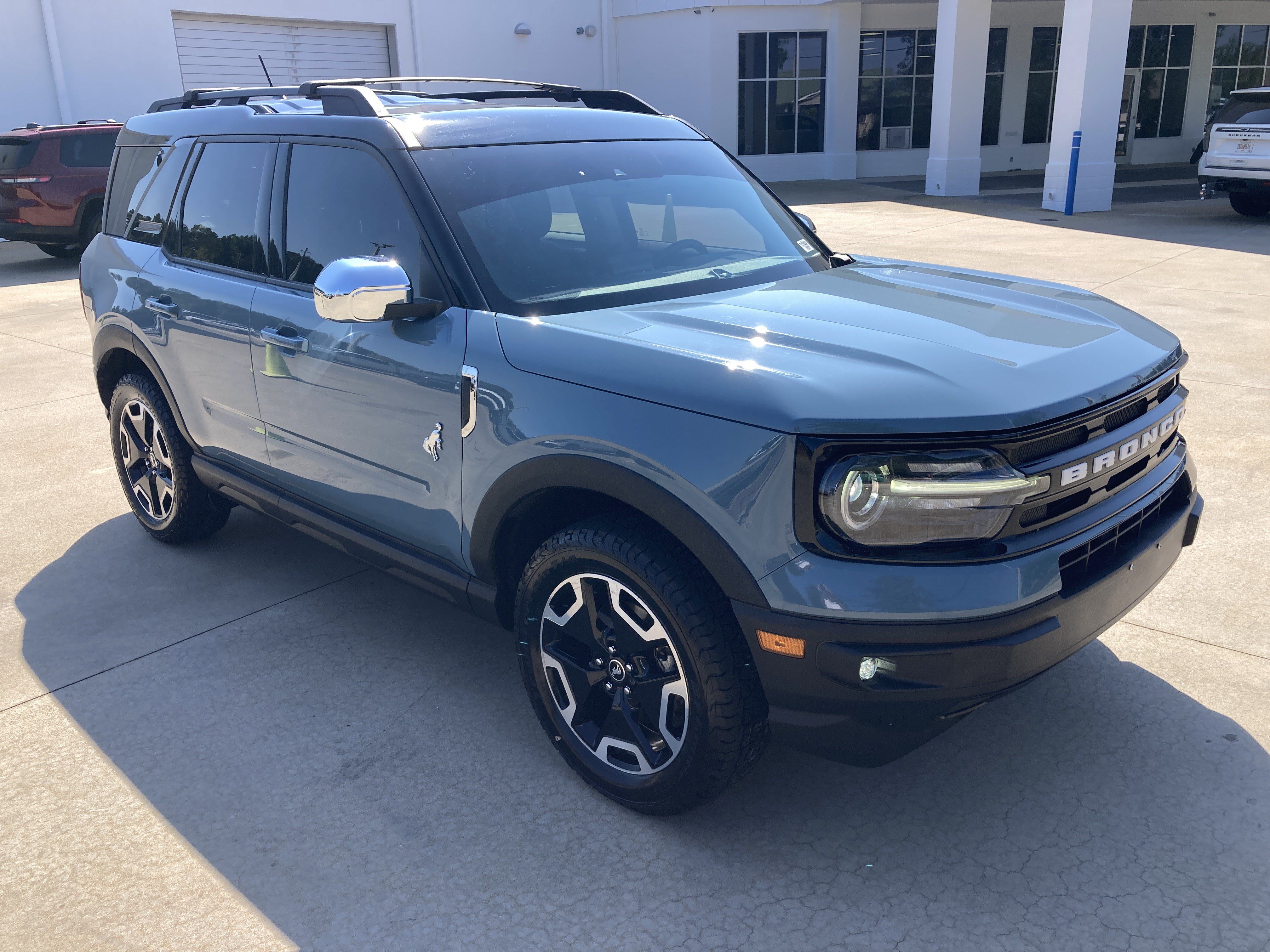 Used 2021 Ford Bronco Sport Outer Banks AWD/4WD image 3