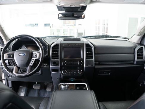 Used 2019 Ford Expedition Platinum AWD/4WD image 12