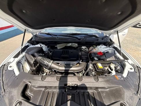 Used 2023 Chevrolet Blazer LT FWD image 17