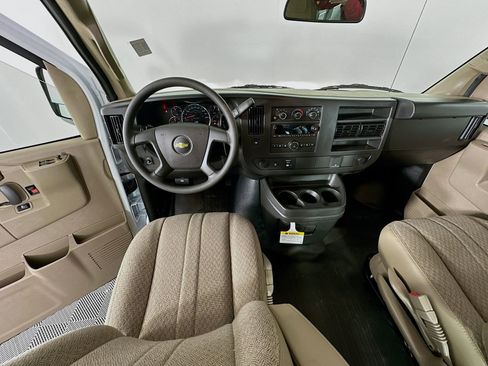 New 2026 Chevrolet Express 3500 image 21