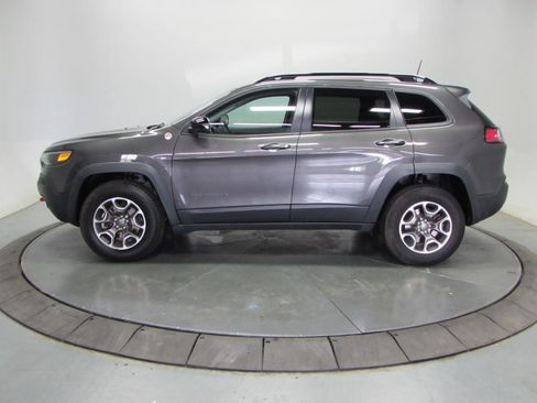 Used 2022 Jeep Cherokee Trailhawk AWD/4WD image 4