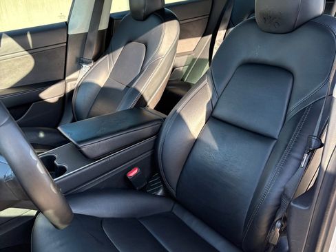 Used 2020 Tesla Model 3 Performance image 12
