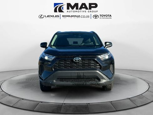 Used 2024 Toyota RAV4 XLE image 8