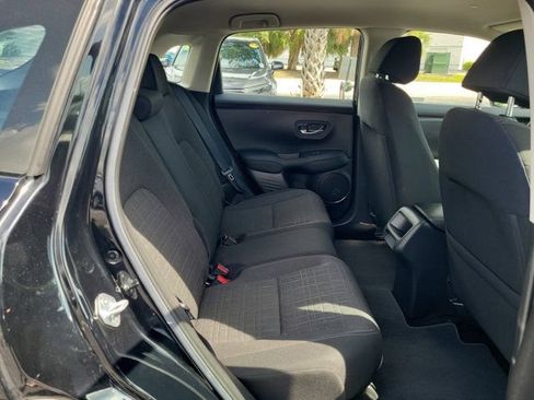 Certified 2024 Honda HR-V LX image 9